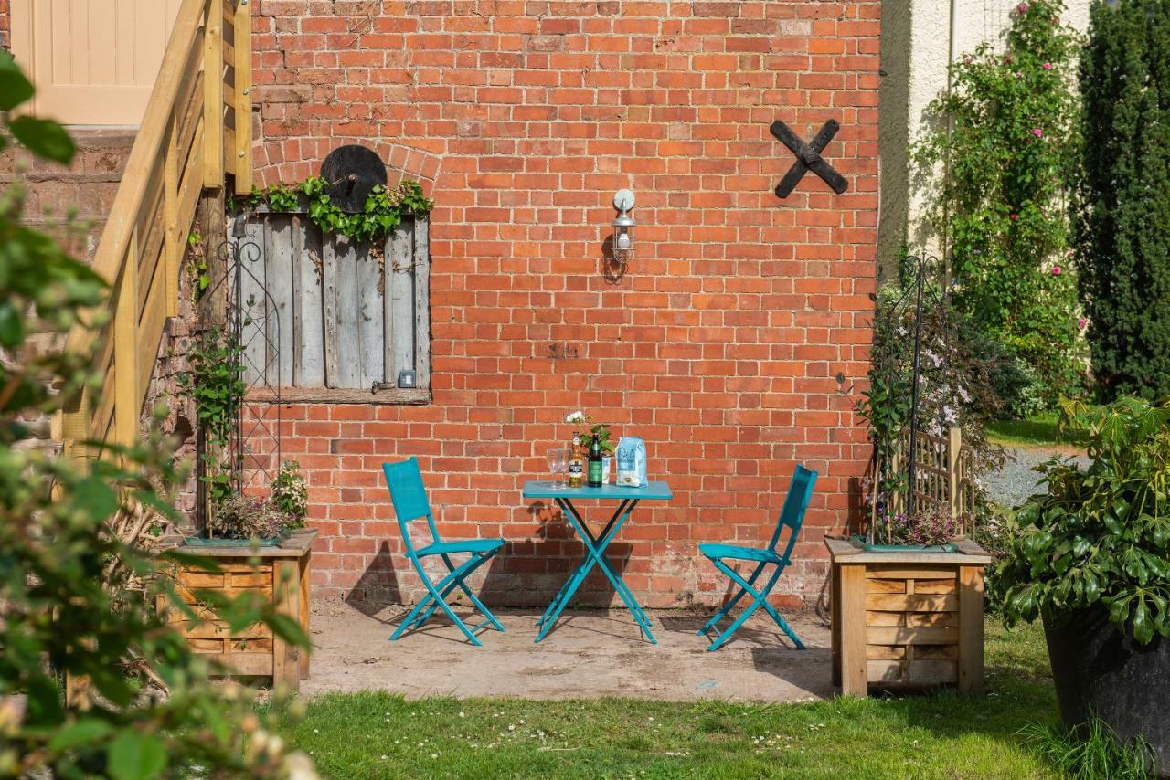 The Hayloft, End Farm * Leominster